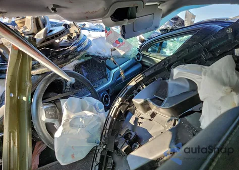 2023 Chevrolet Blazer 3Lt z USA, uszkodzony, nr VIN 3GNKBJRS3PS194529